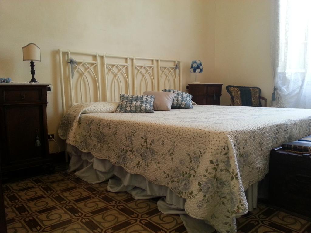 Bed and Breakfast Casa Simonetti Торре-дель-Лаго-Пуччіні Номер фото
